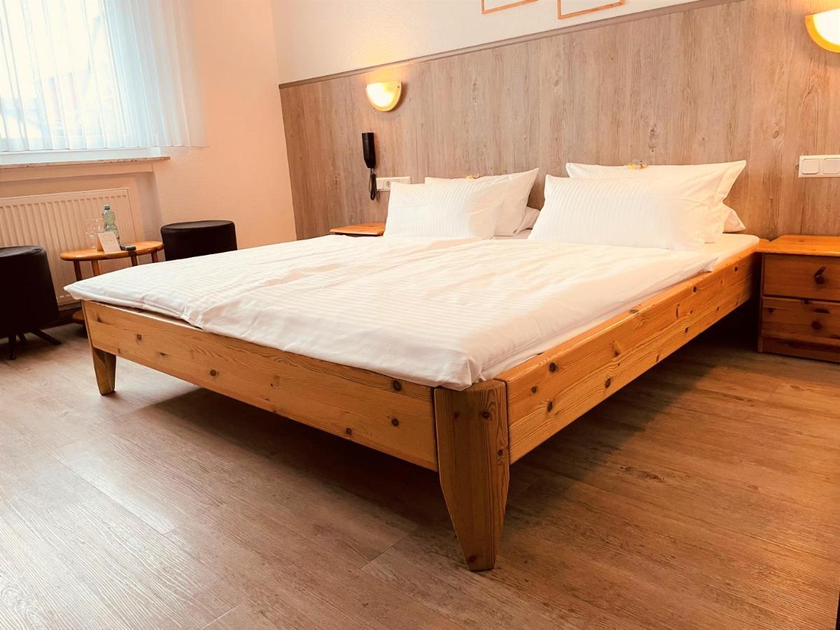 Hotel Orthwein -Kostenfreie Parkplaetze- Cölbe Zewnętrze zdjęcie