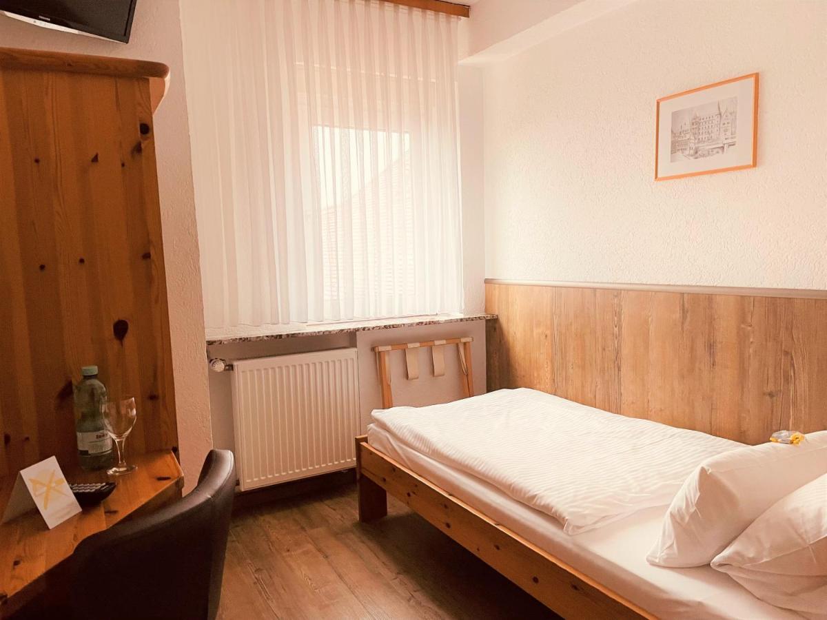 Hotel Orthwein -Kostenfreie Parkplaetze- Cölbe Zewnętrze zdjęcie