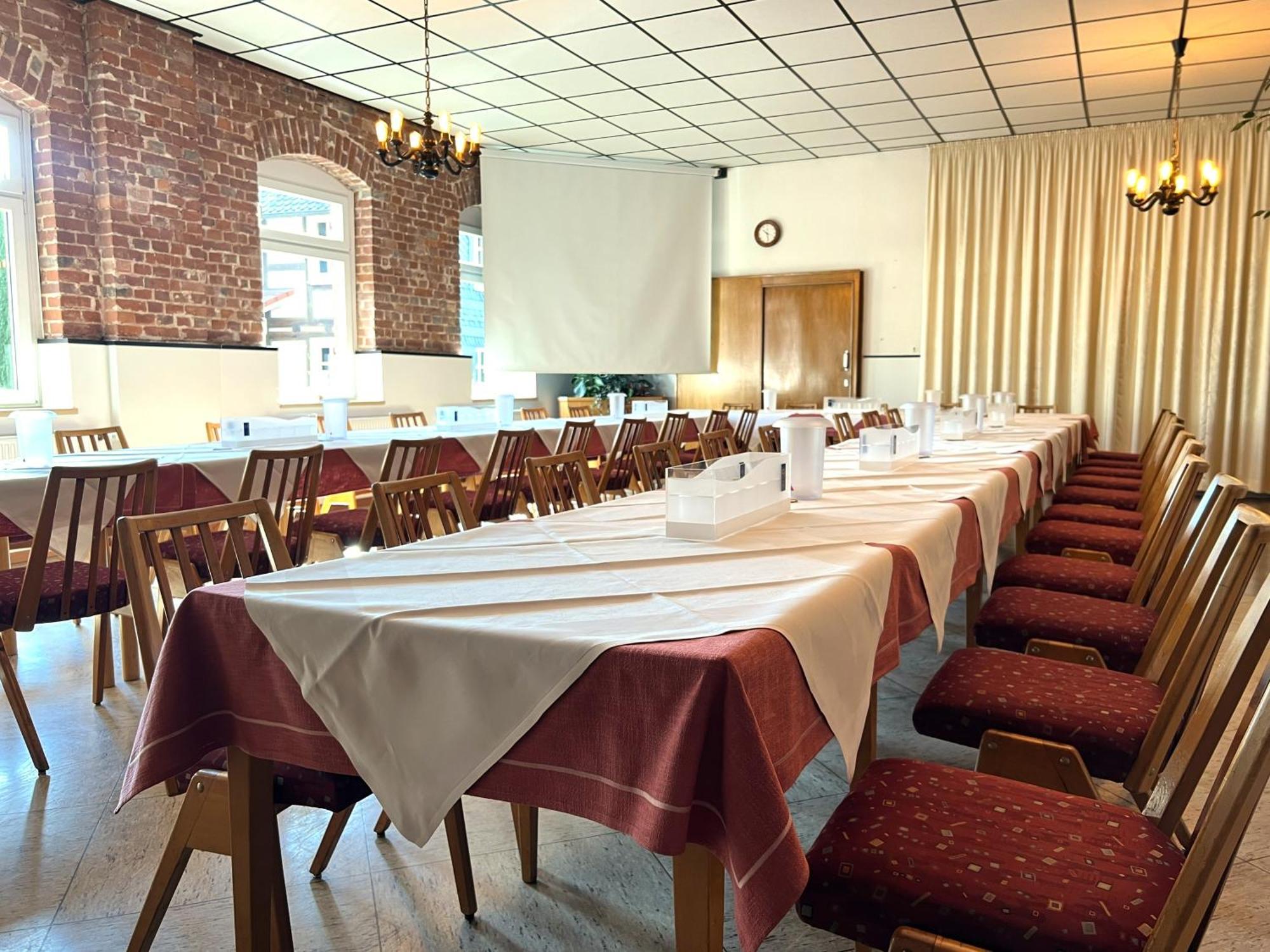 Hotel Orthwein -Kostenfreie Parkplaetze- Cölbe Zewnętrze zdjęcie