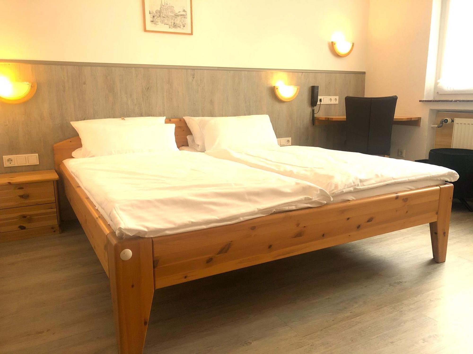 Hotel Orthwein -Kostenfreie Parkplaetze- Cölbe Zewnętrze zdjęcie